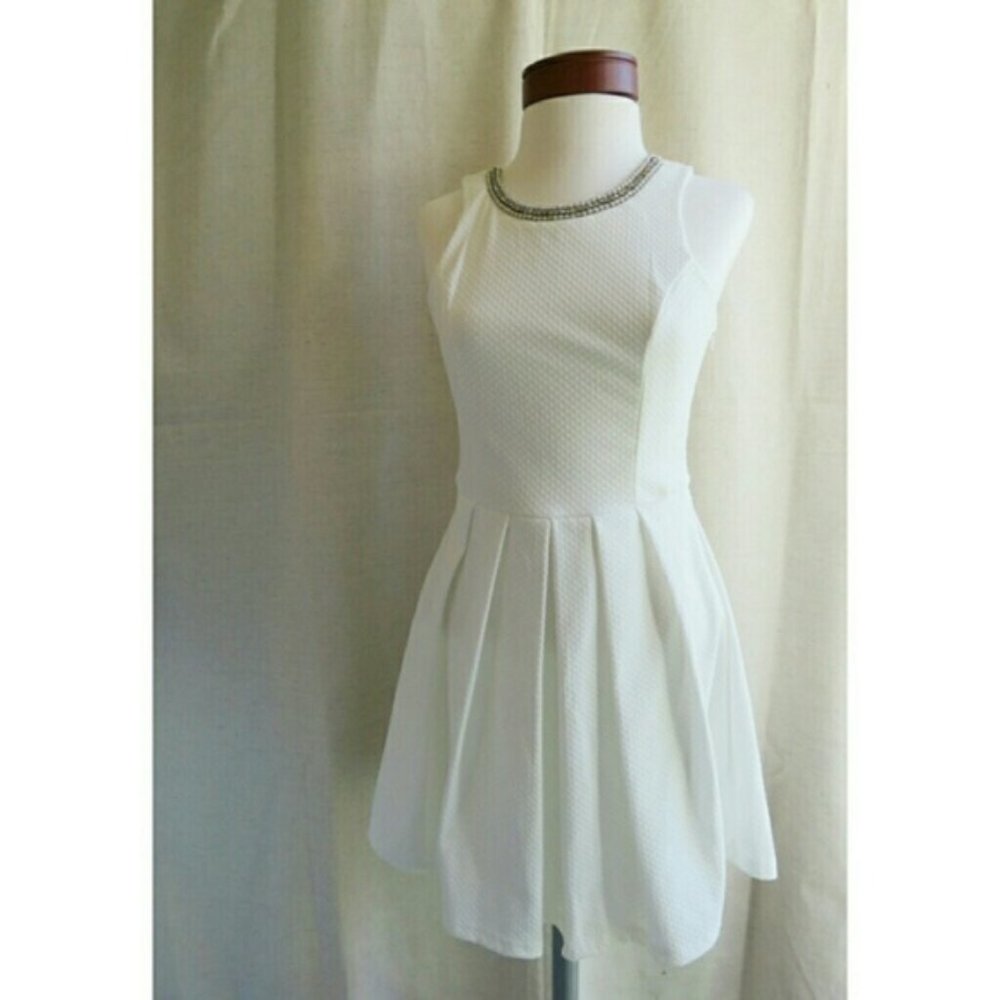 Francesca's Bridal Little White Dress Wedding Special Occasion NEW